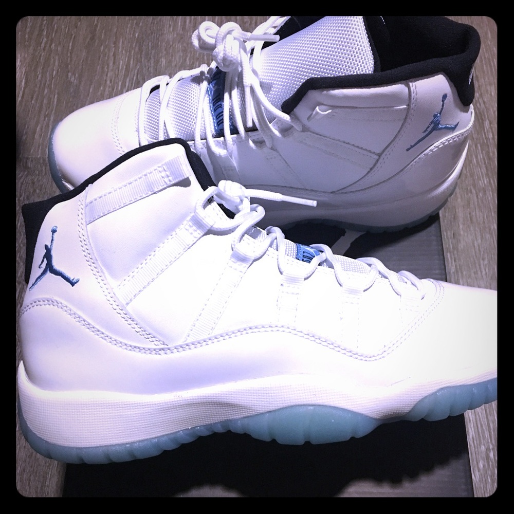 Air Jordan 11